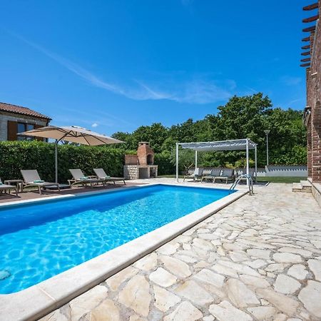 Paradis Villa Stone Queen With Heated Pool Butkovici  Екстер'єр фото