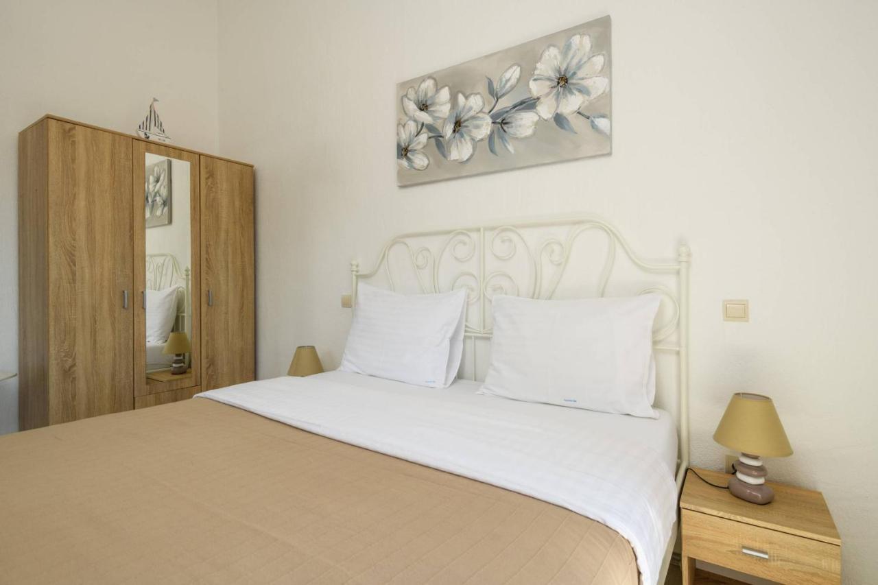 Paradis Villa Stone Queen With Heated Pool Butkovici  Екстер'єр фото